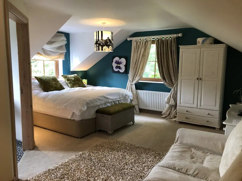 Grand room