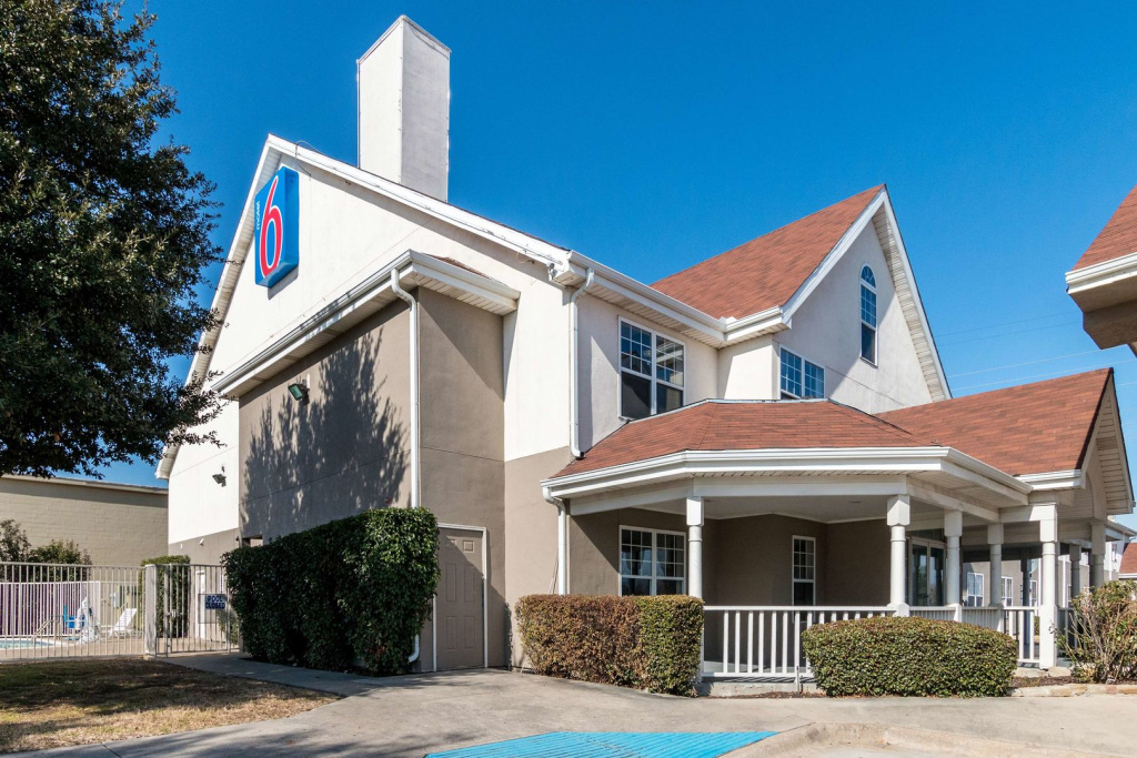 Motel 6 North Richland Hills, TX – Rufe Snow