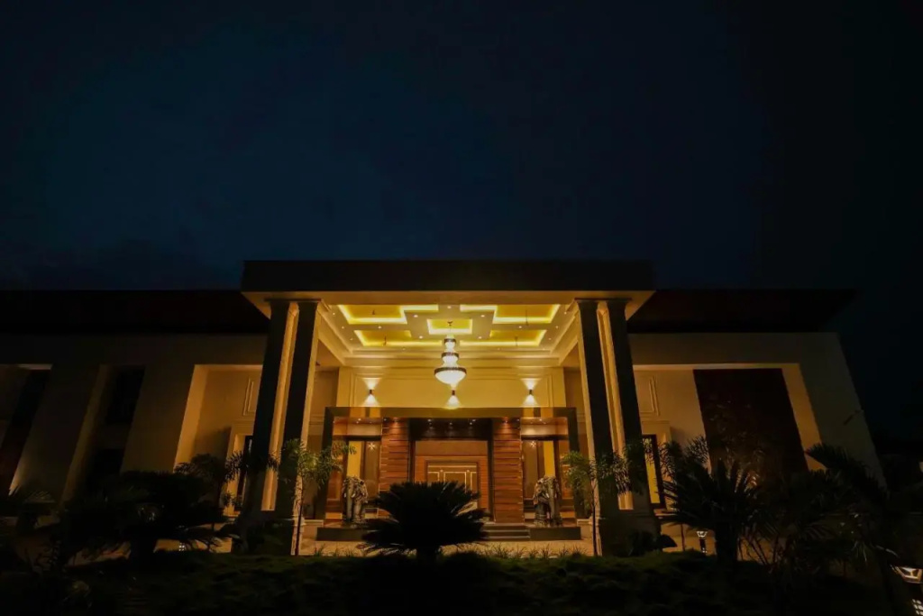Royal Ritz