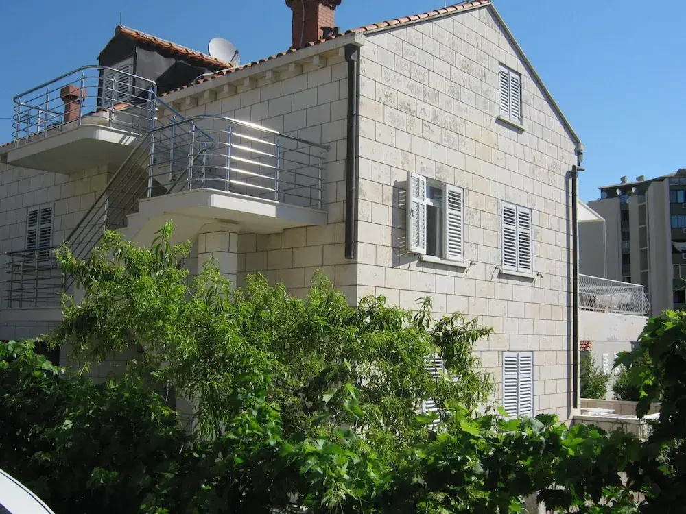 Apartments Ivica