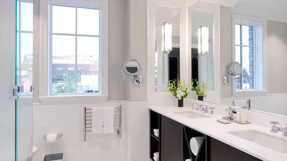 標準四人房，雙人床