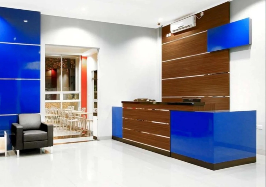 Lobby & Reception