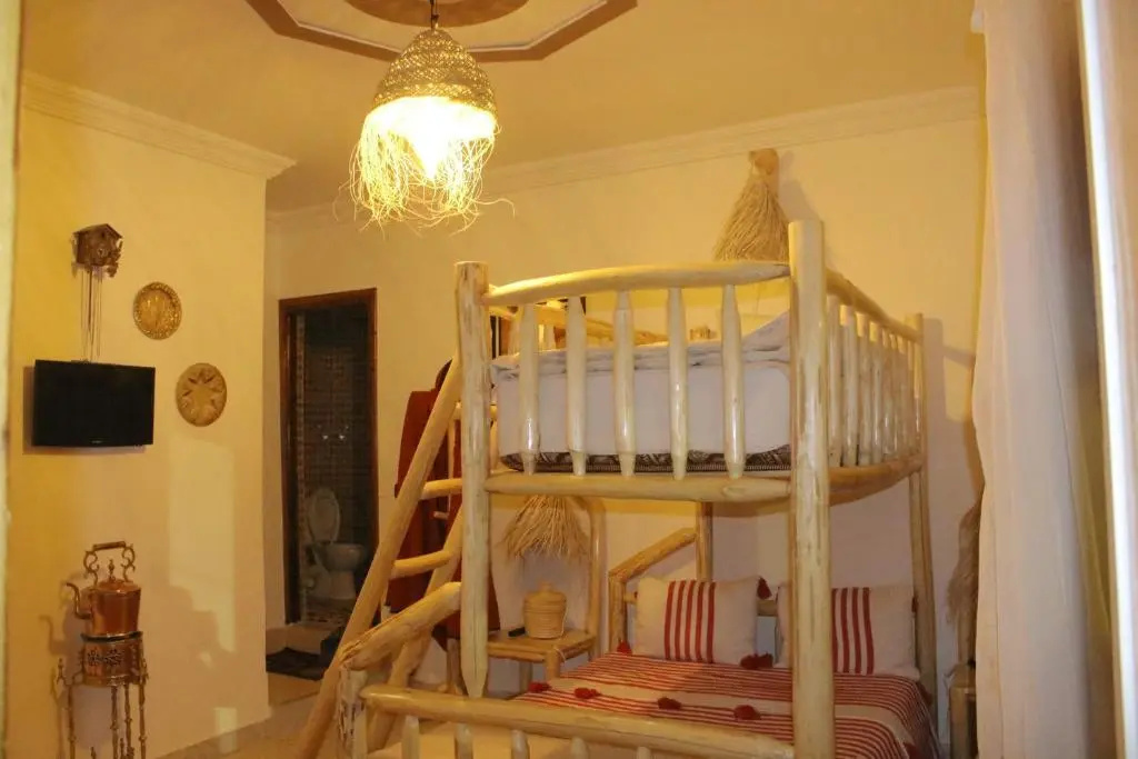 Standard Double room with balcony (full double bed)