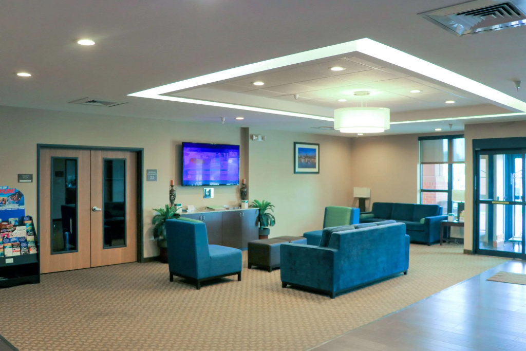 Lobby & Reception