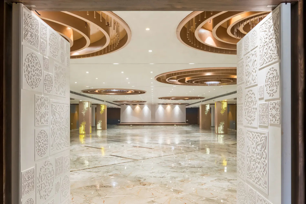 Meridian hotel Banquets and Rooms