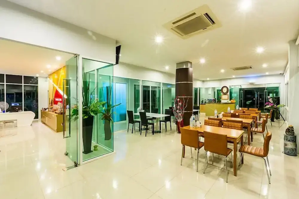 Hotel photo 13