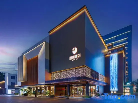 Magpie Hotel