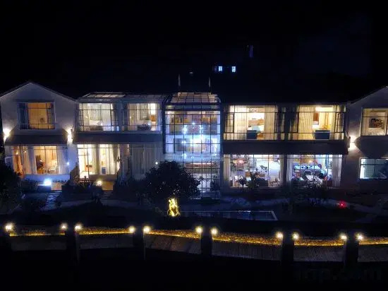 One Chijianshan Boutique Homestay (Xingyi Wanfenglin Branch)