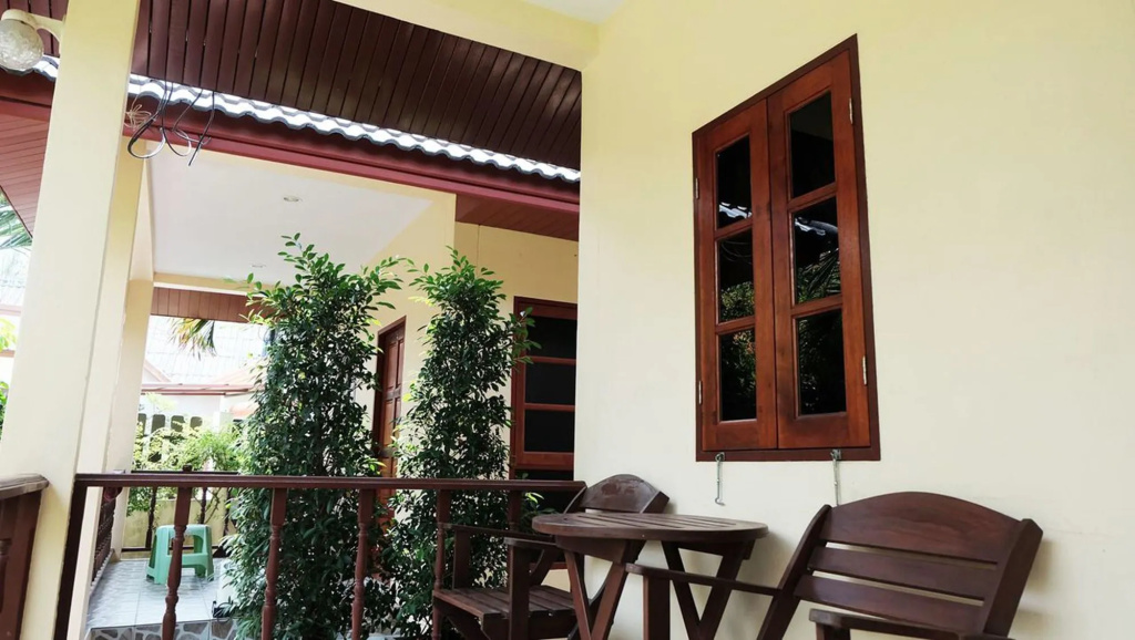 Balcony & Terrace