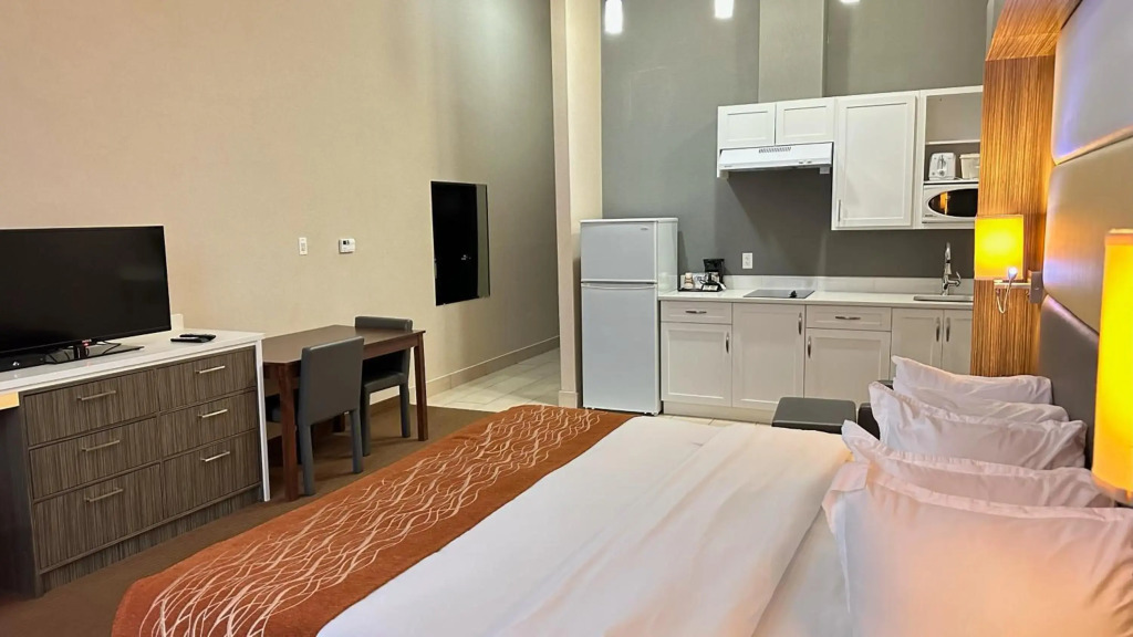 Southfort Inn - фото 46