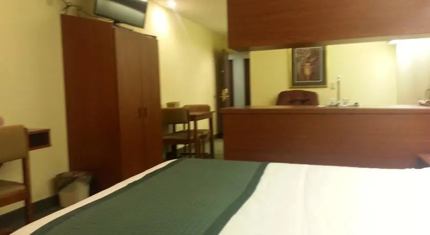 Microtel Inn & Suites Thomasville/High Point