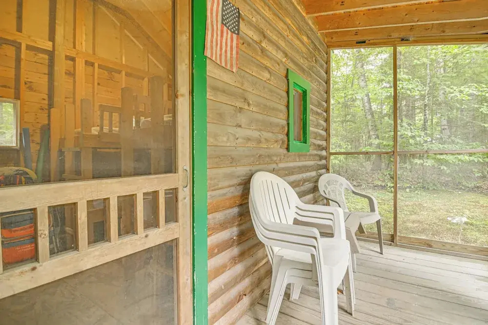 Walk to Water: Outdoor Gem w/ Bunkhouse in Madison