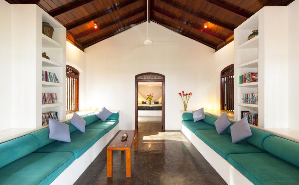 Apa Villa