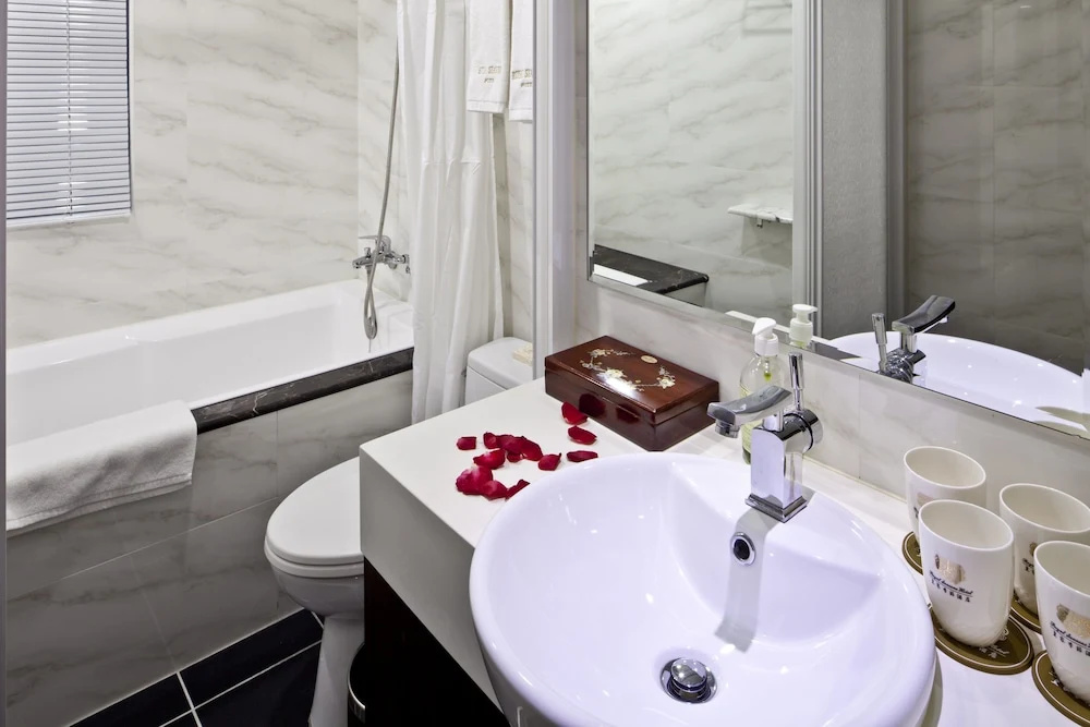 Royal Seasons Hotel Taichung Zhongkang - фото 48
