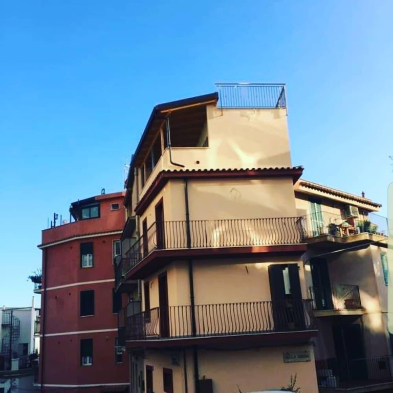 La Casa Del Poeta