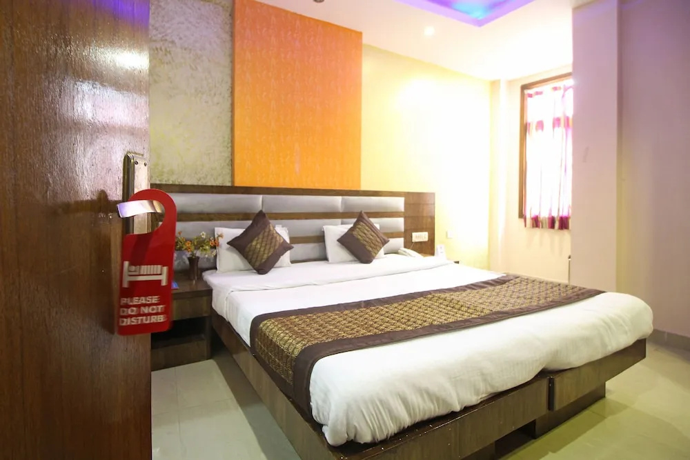 OYO 6096 Hotel Maharani Palace - Chambres