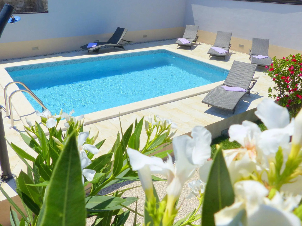 Cozy Holiday Home in Valtura With Swimming Pool
