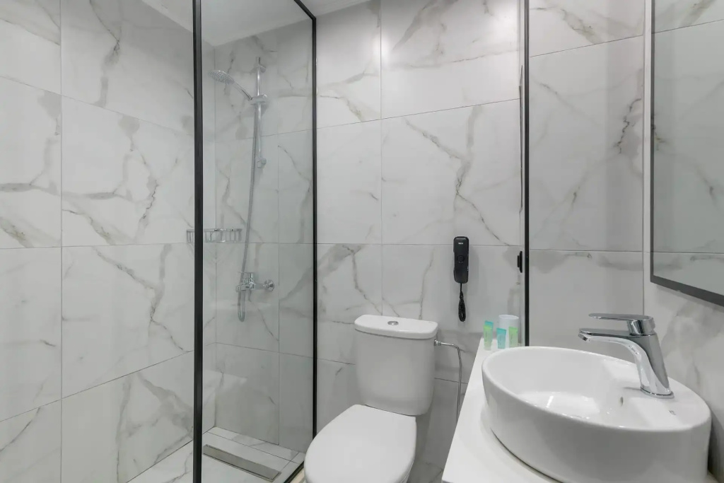 Superior Double room with sea view (full double bed)