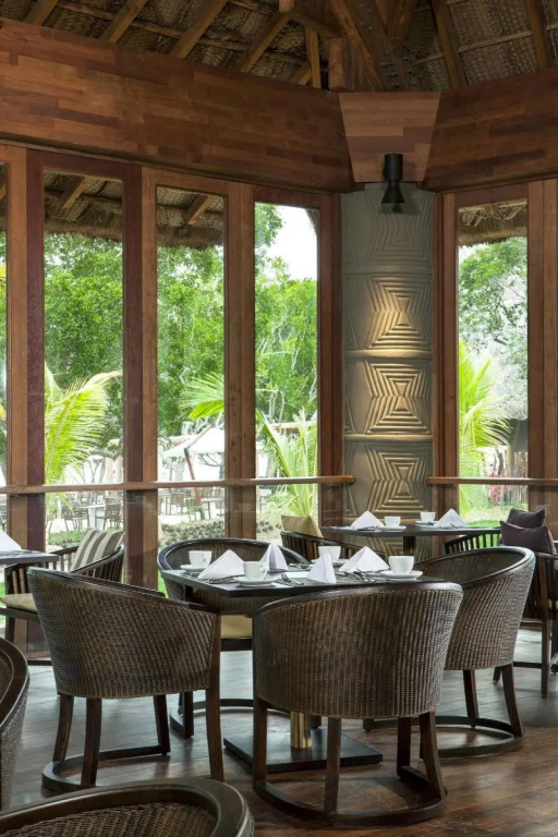 Sheraton New Caledonia Deva Spa & Golf Resort