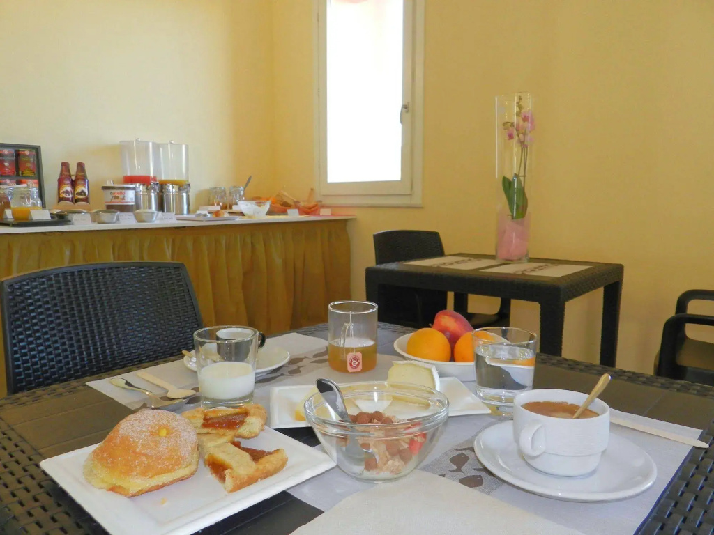 Hotel photo 9