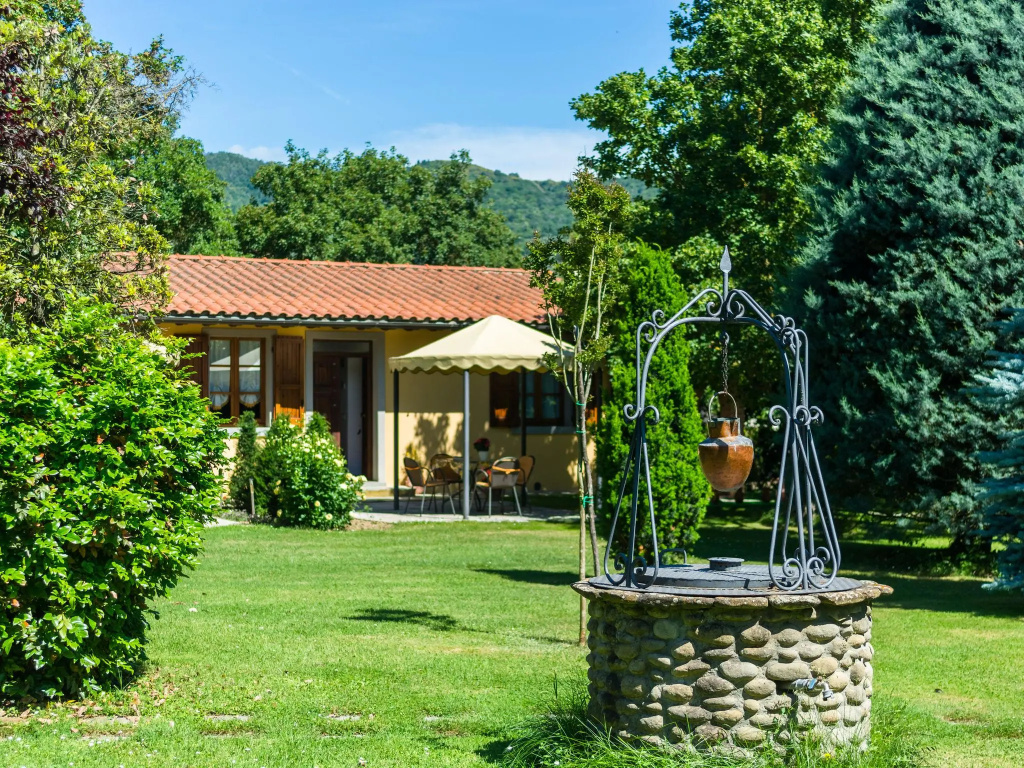 Beautiful Farmhouse With Pool