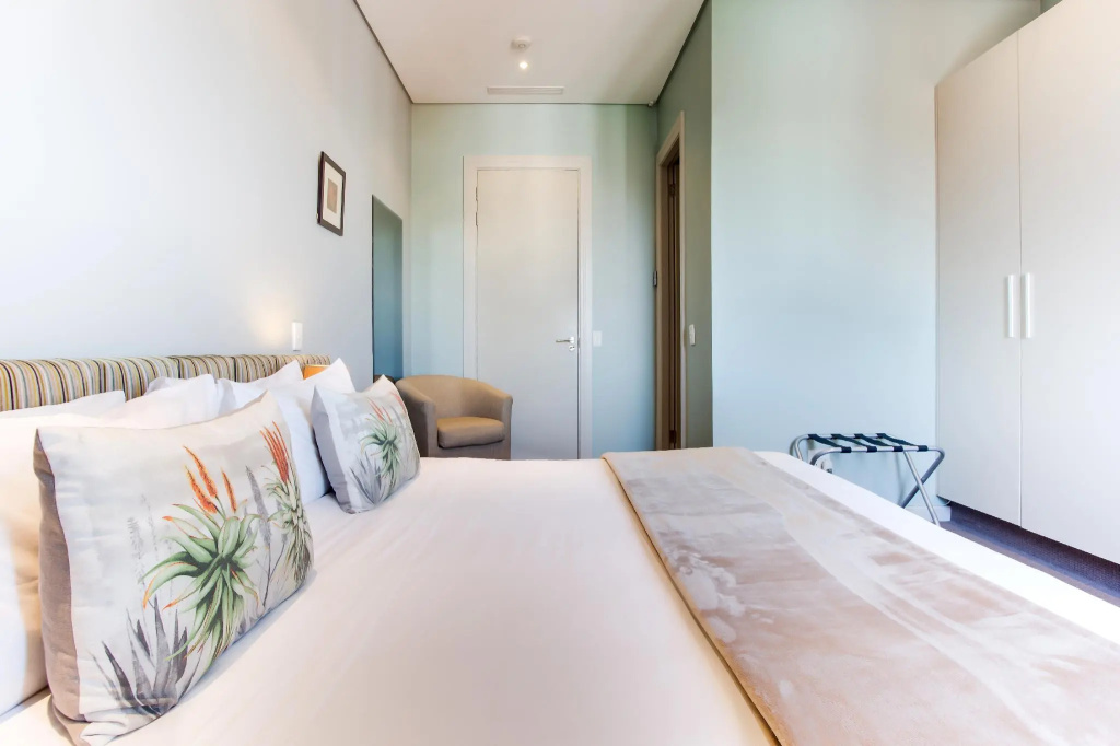 The One 8 Hotel - Chambres