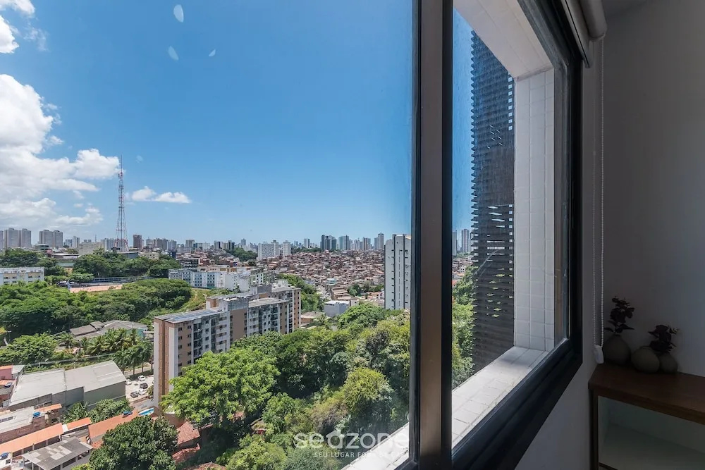 Fully Equipped Apts With Leisure Minutes From the Beach Hfos