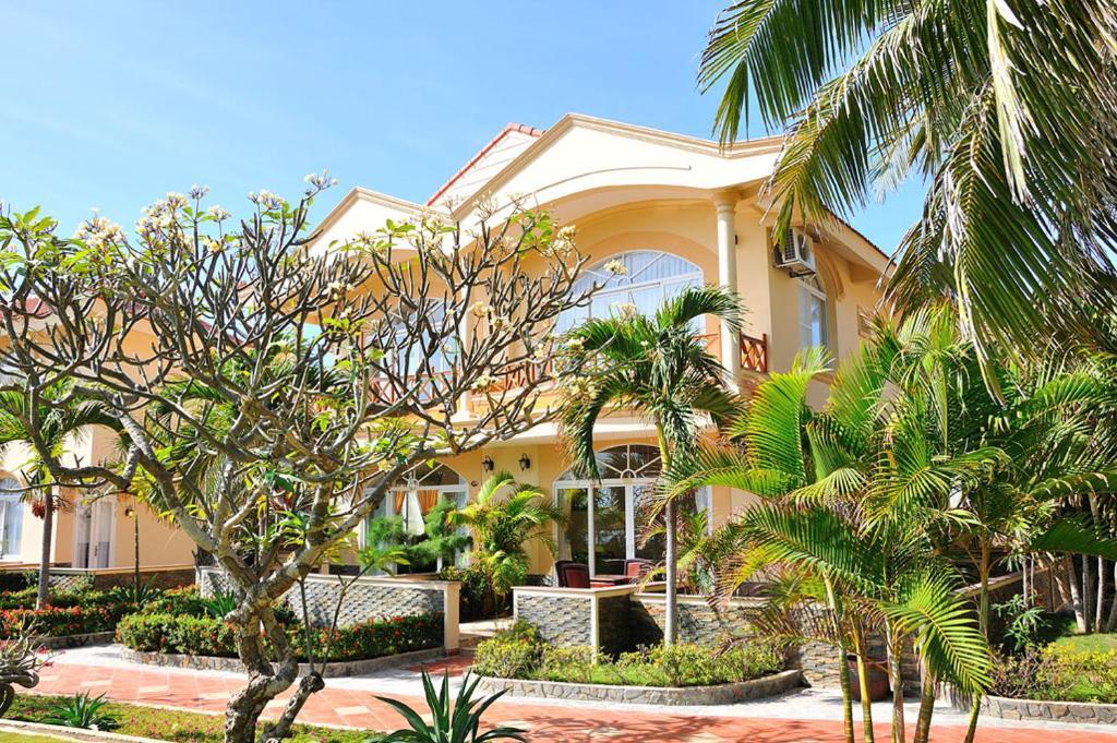 Le Aqua Resort & Spa Phan Thiet (Ex.Swiss Village Resort & Spa)