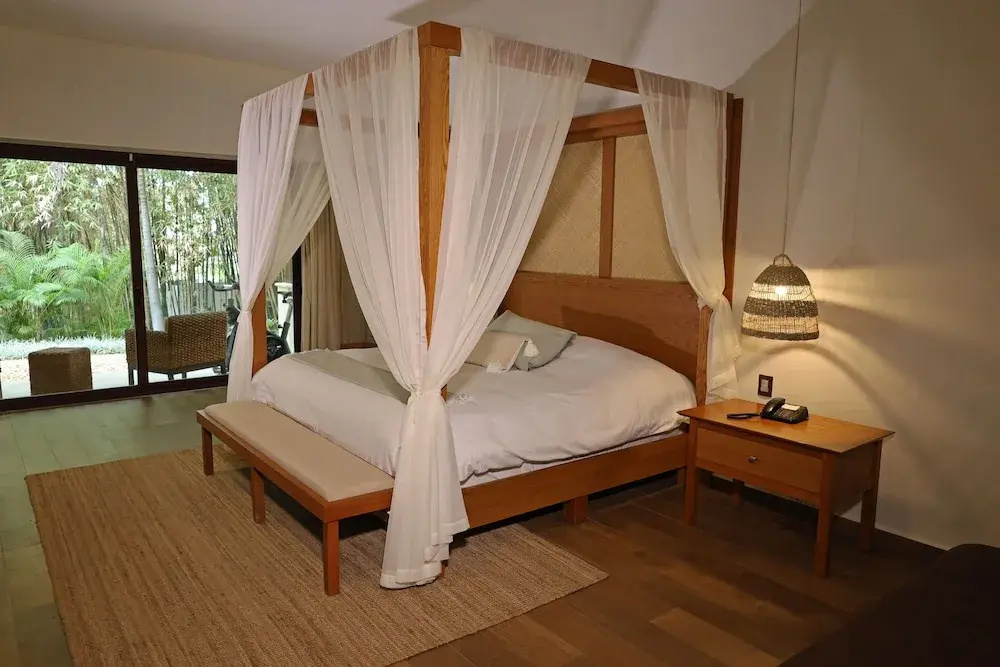 Deluxe Double room with balcony (full double bed)