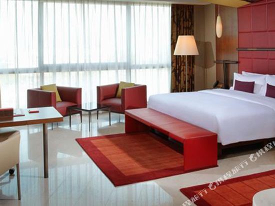 Jumeirah Creekside Hotel