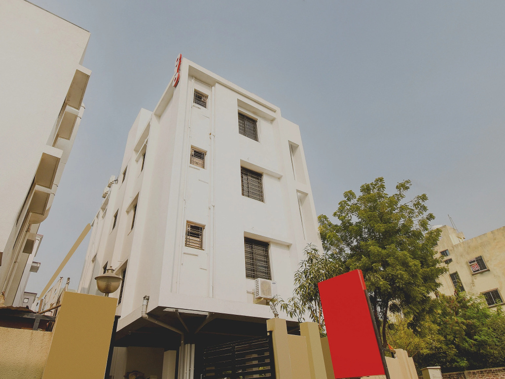 Collection O White House Regency