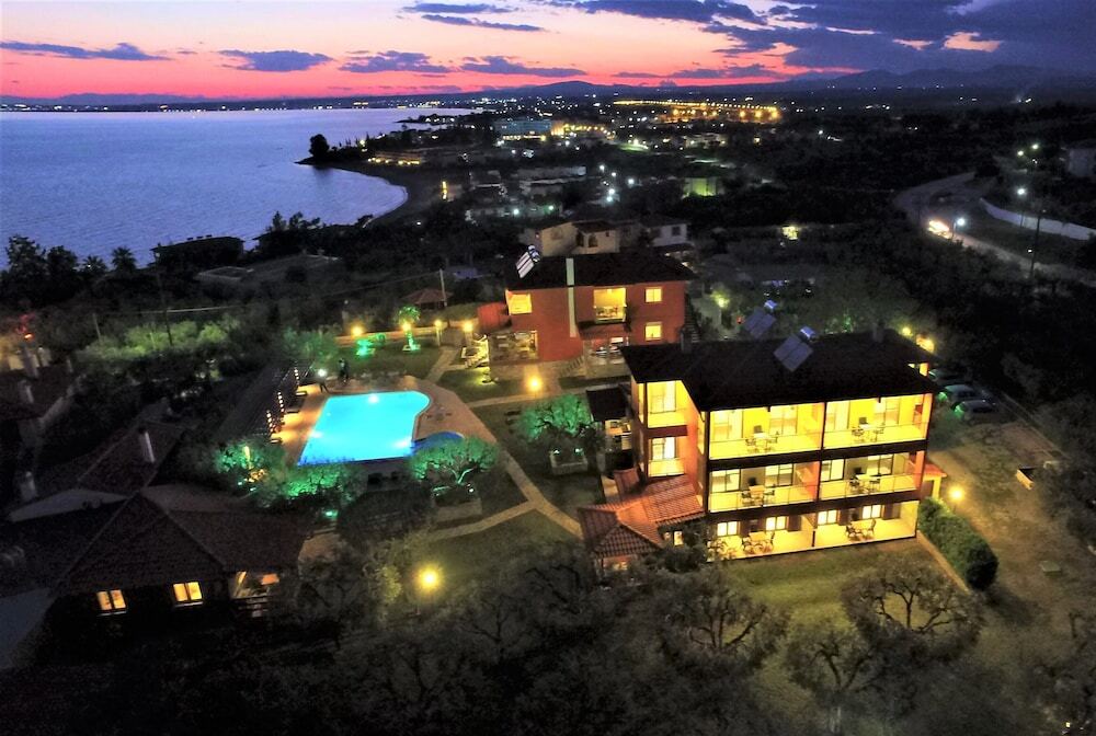 Sunday Resort