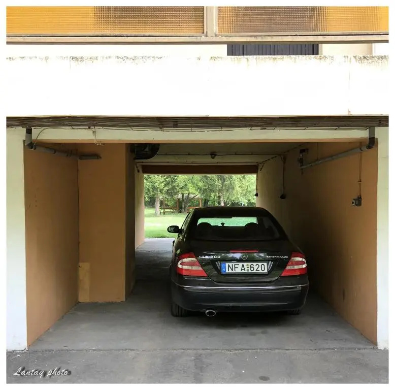 ÉVA apartman, Helikon-liget