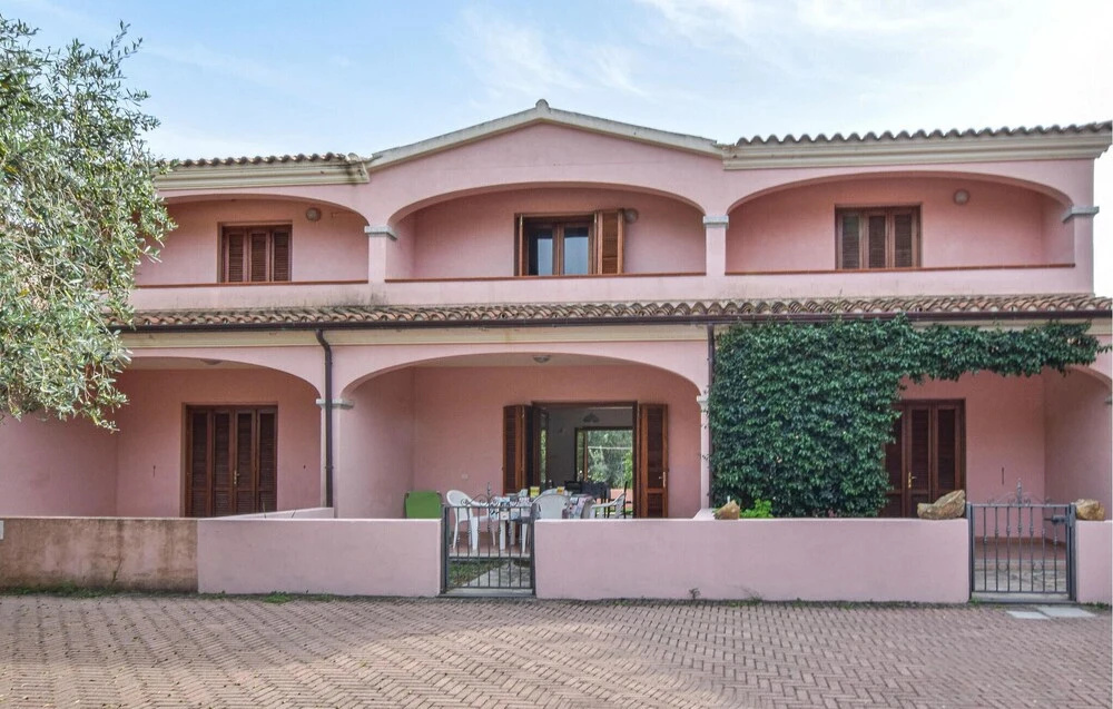 Awesome Home in Straulas With 2 Bedrooms