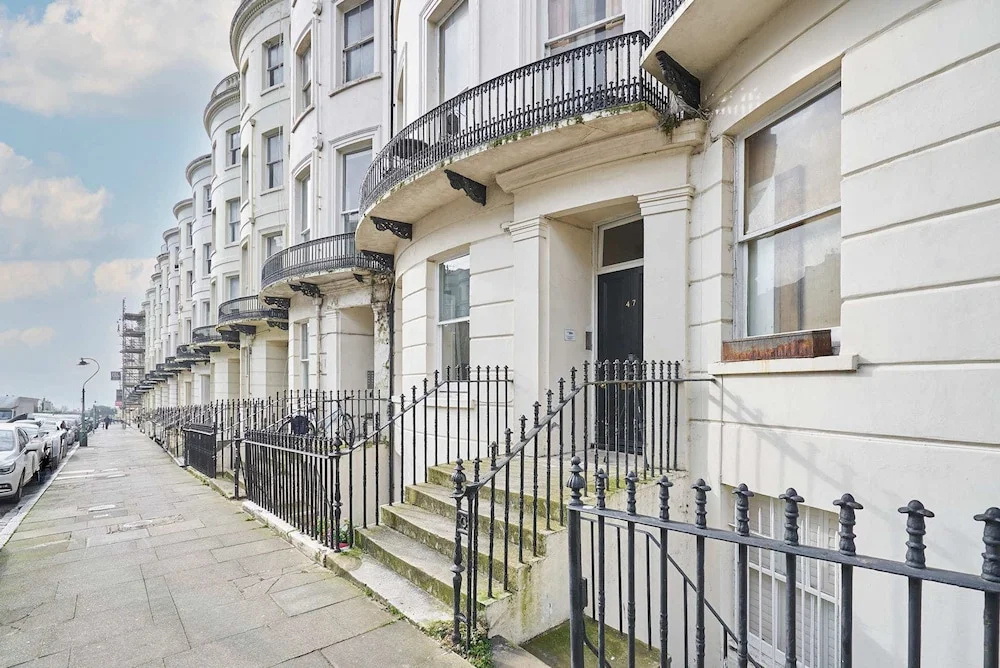 Host Stay Brunswick Place Apartment