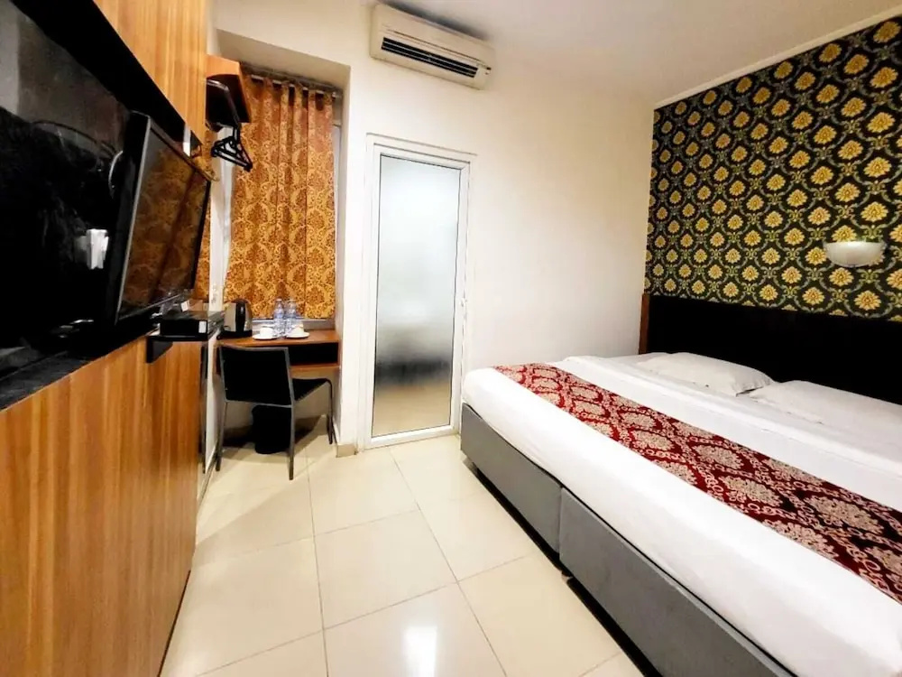 RedDoorz @ Alam Sutera - фото 44