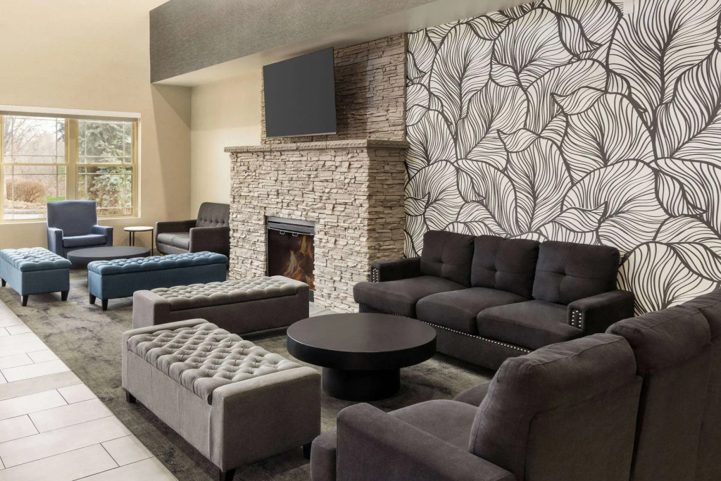 La Quinta Inn & Suites By Wyndham Lake George - Général