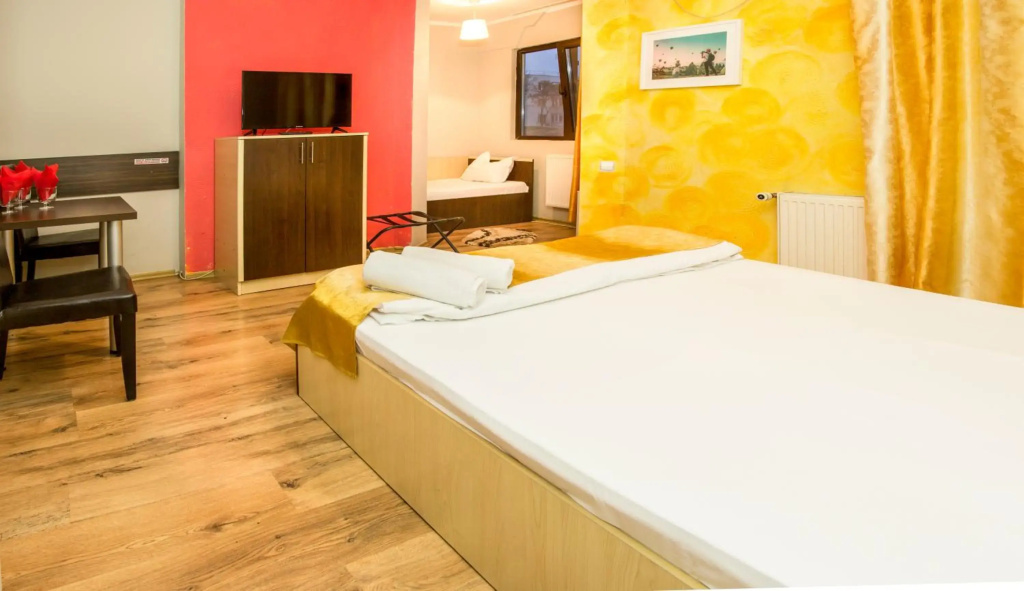 Hotel Eos