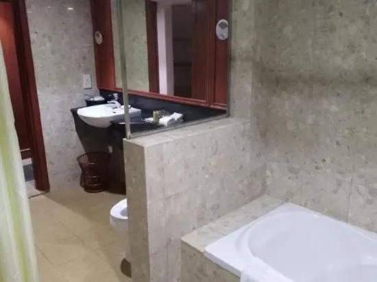 Oriental Crystal Hotel