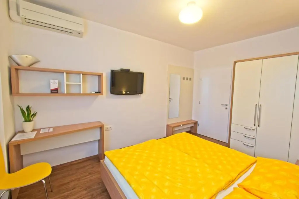 Guesthouse Opara - Chambres