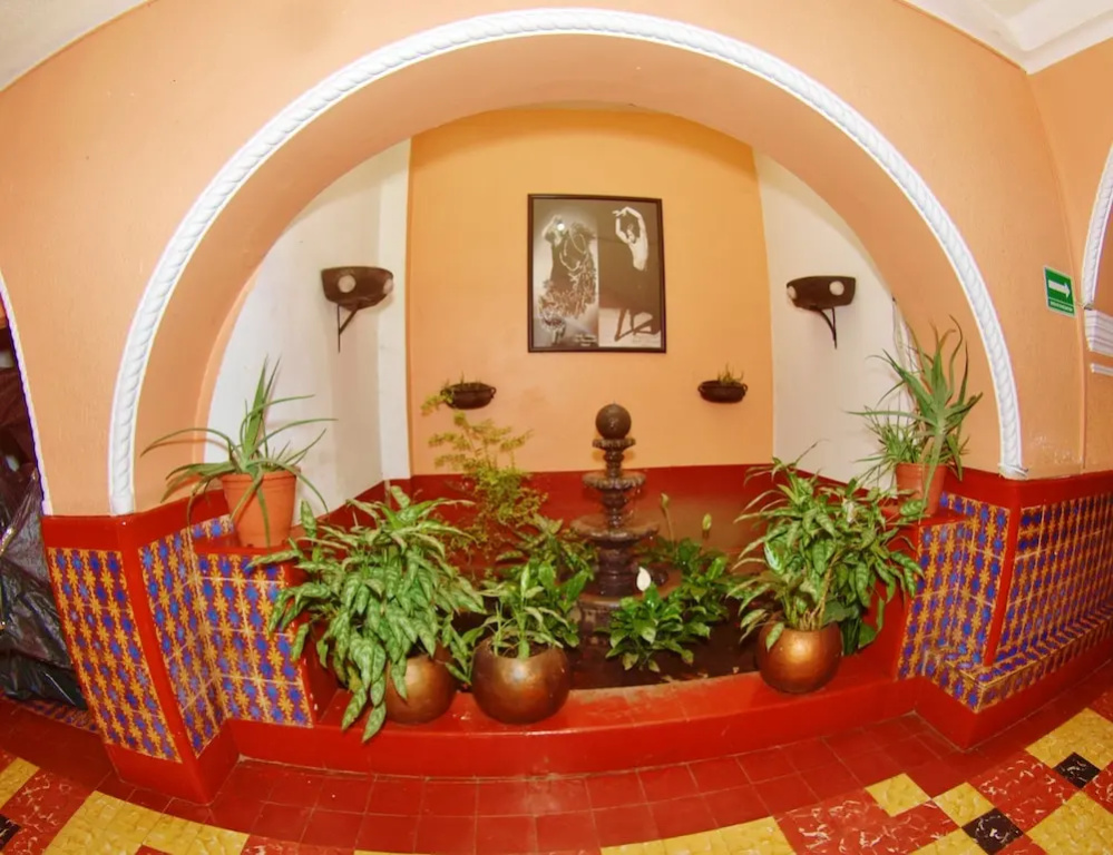 Hotel photo 2