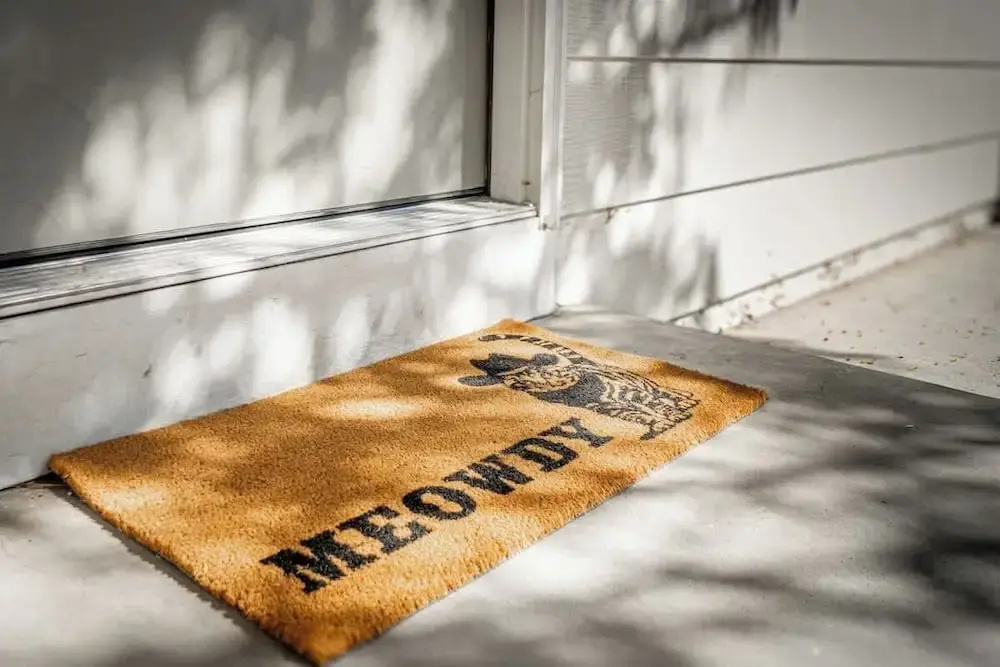 Designer Living Pet-friendly UNR 2BR 1BA