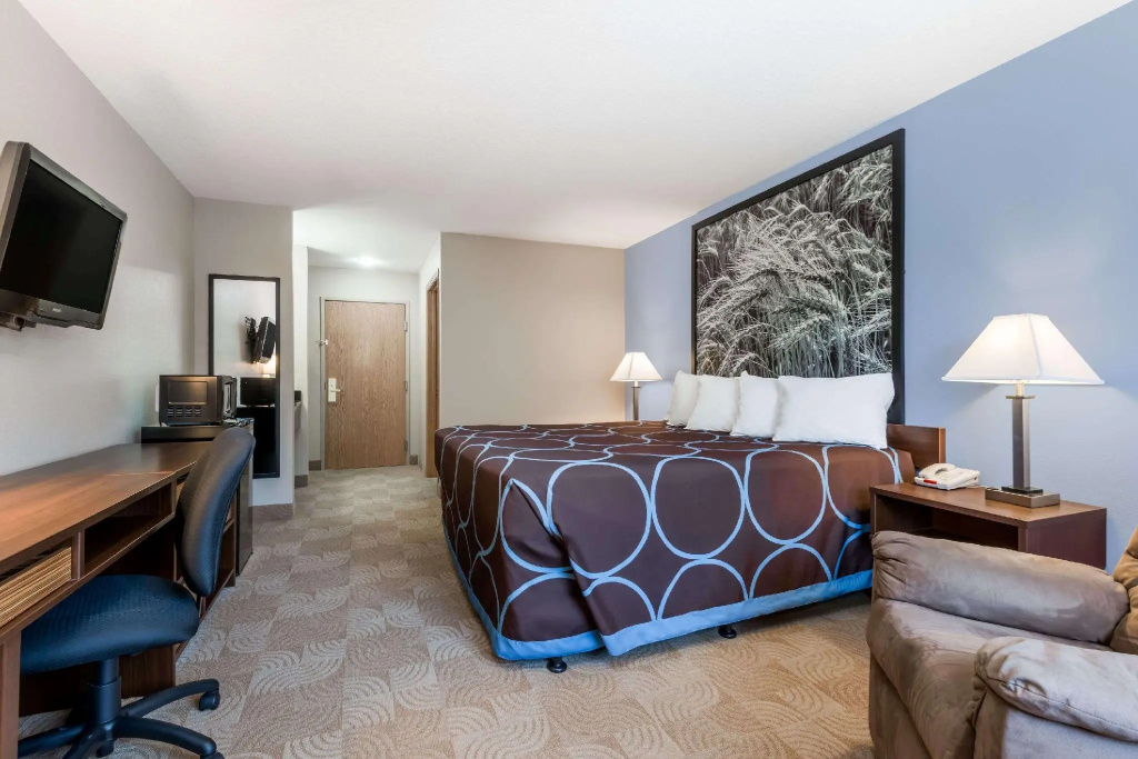 Standard Double room (full double bed)