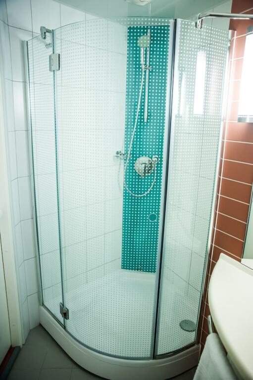 Двухместный номер Standard с видом на город 2 отдельные кровати в Отель Ibis Астана