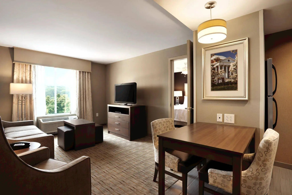 Homewood Suites by Hilton Charlottesville, VA — фото 3