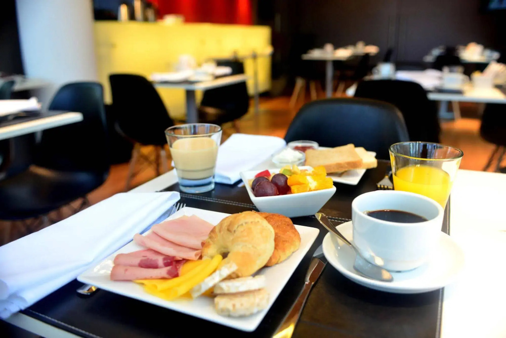 Hotel photo 12