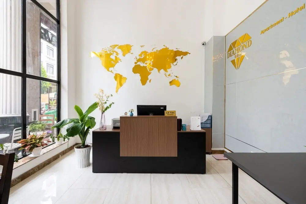Lobby & Reception