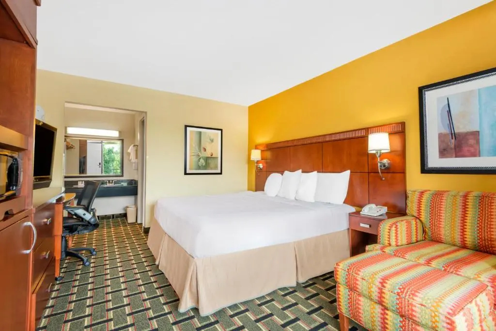 Days Inn by Wyndham Knoxville East - Chambres