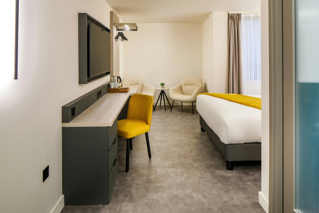 Отель Southgate Hotel London в Лондоне