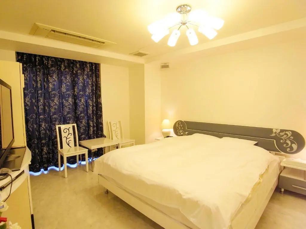 V Hotel - Adults Only - Chambres